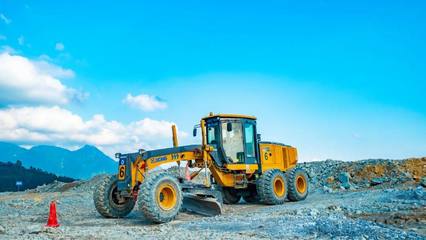 礦山工程迎來(lái)新機(jī)遇?徐工道路礦山設(shè)備穩(wěn)步發(fā)力